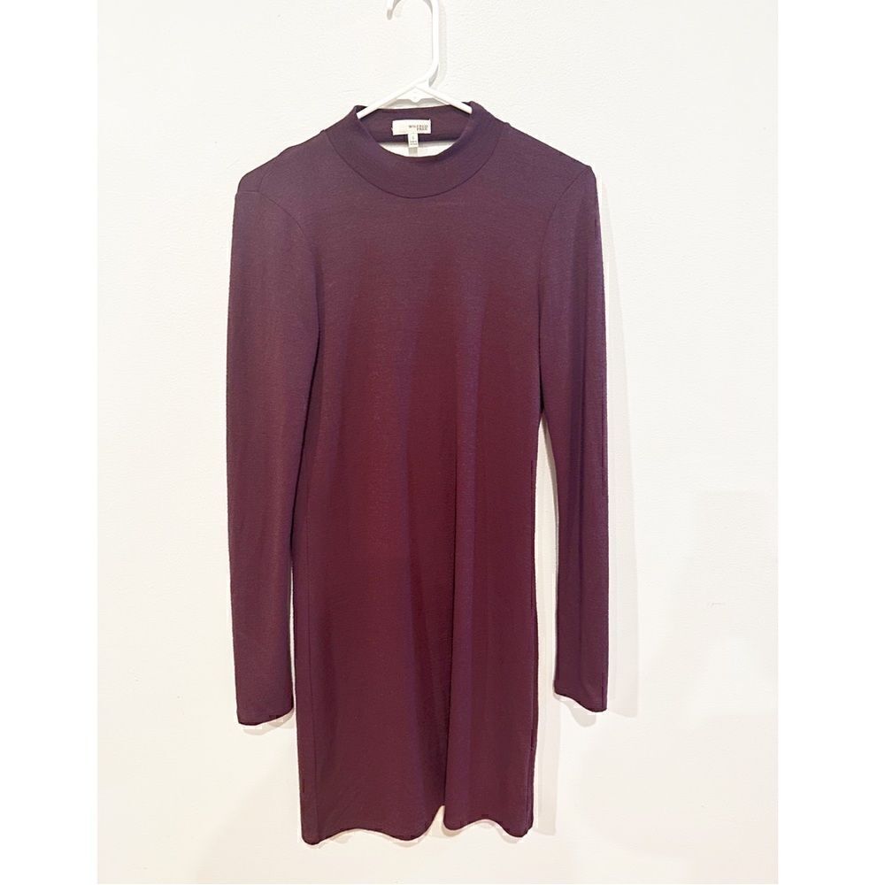 Aritzia Wilfred free moulton burgundy mock neck open back dress